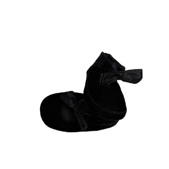 Stuart Weitzman Black Velvet Baby Shoes - Picture 2 of 4